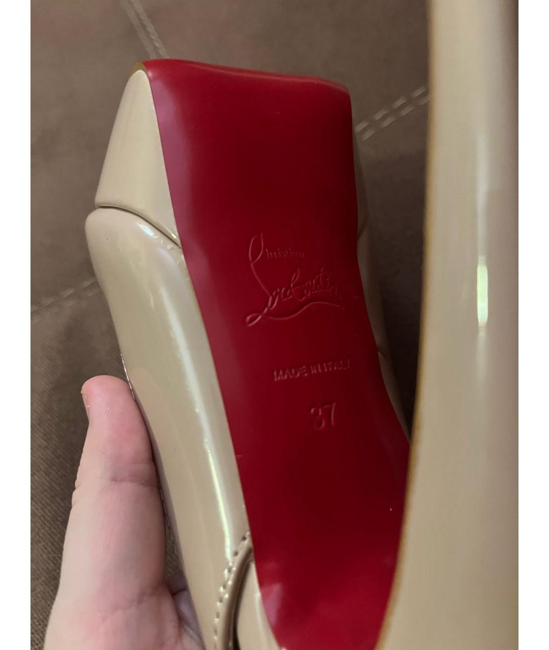 CHRISTIAN LOUBOUTIN Бежевые туфли из искусственной кожи, фото 4