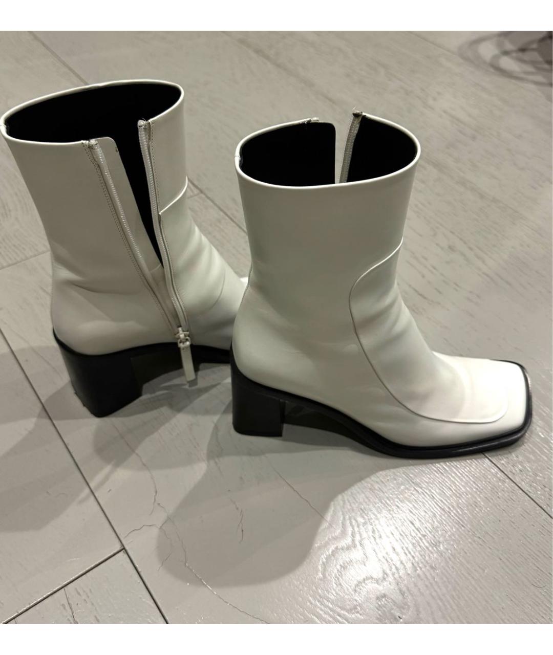 THE ROW Белые кожаные ботильоны, фото 2