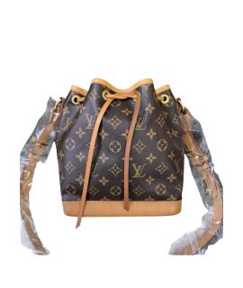 LOUIS VUITTON Сумка через плечо