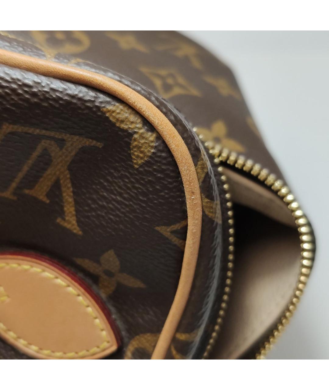 LOUIS VUITTON Коричневая косметичка, фото 8