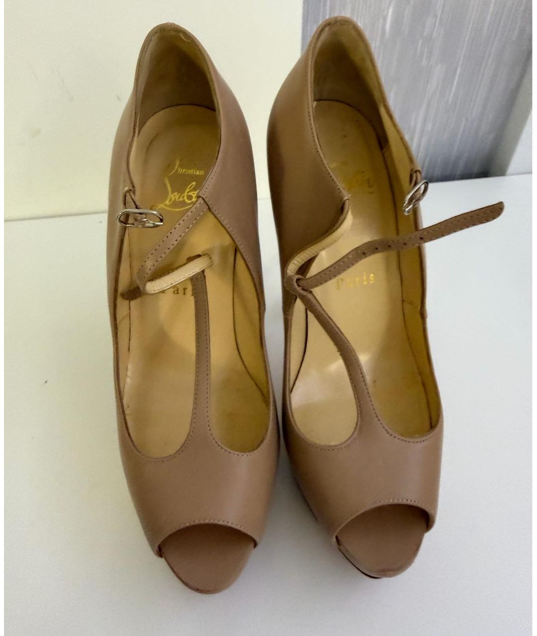 CHRISTIAN LOUBOUTIN Бежевые кожаные туфли, фото 2
