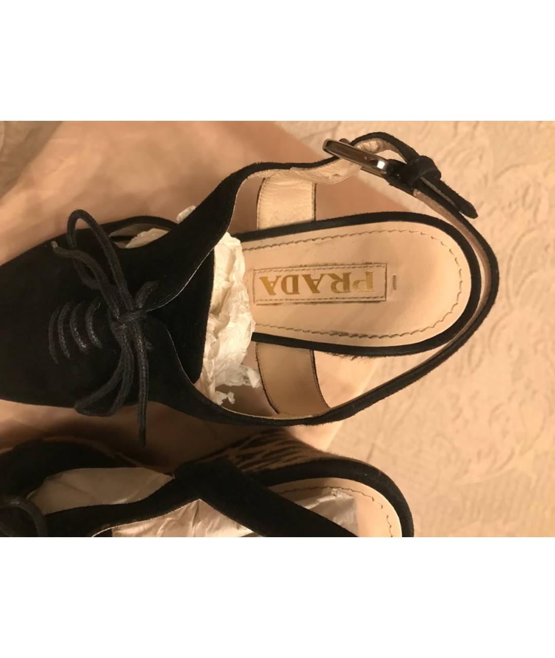 PRADA Черные замшевые босоножки, фото 4