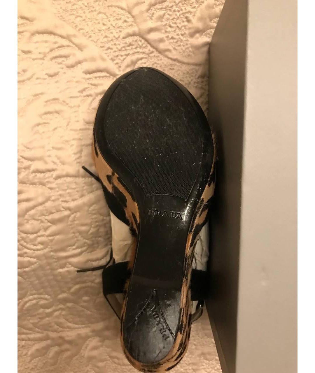 PRADA Черные замшевые босоножки, фото 5