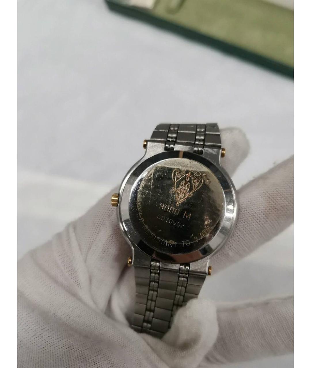 GUCCI Серебряные металлические часы, фото 3