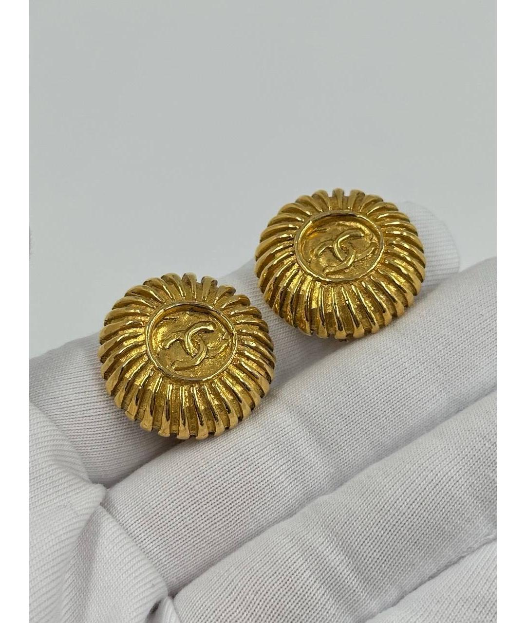 CHANEL Золотые позолоченные клипсы, фото 2