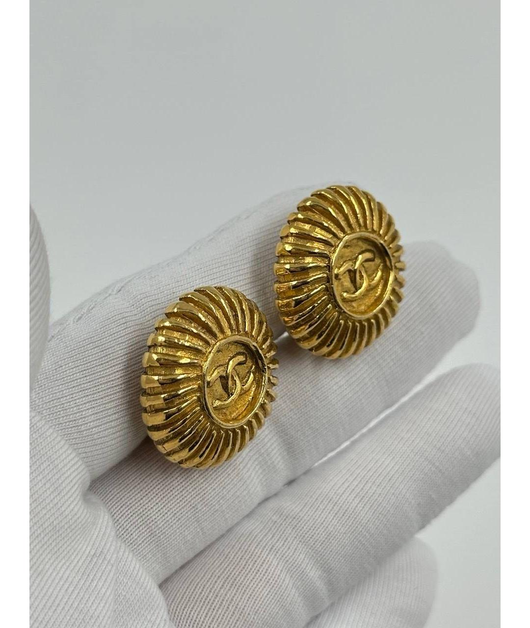 CHANEL Золотые позолоченные клипсы, фото 3