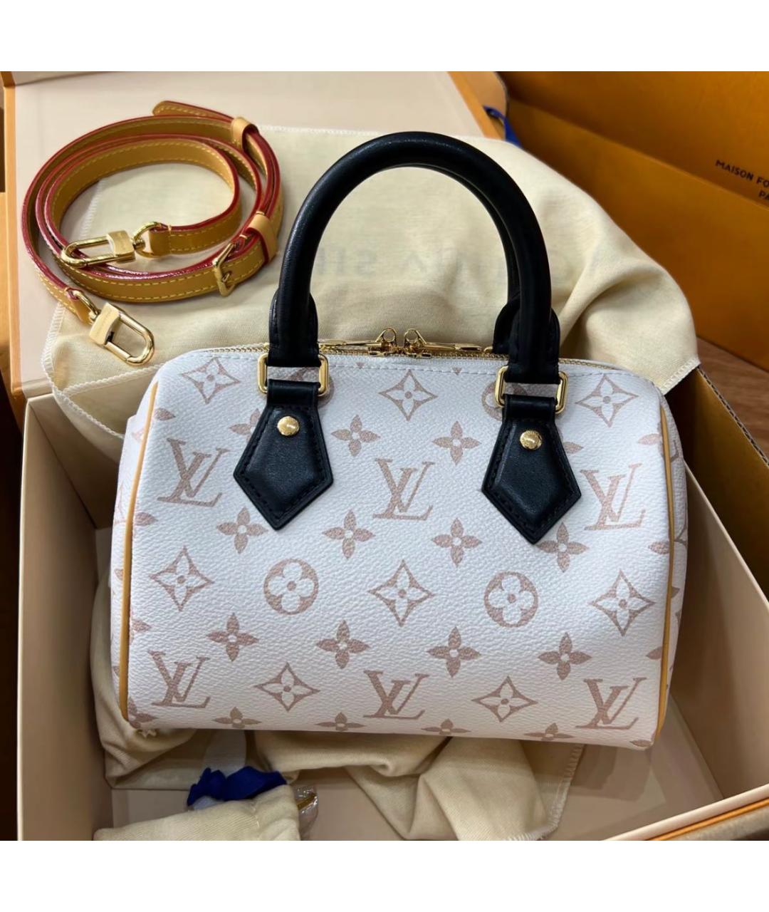 LOUIS VUITTON Белая кожаная сумка с короткими ручками, фото 2