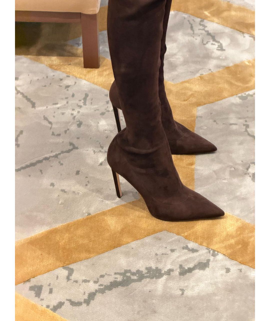 JIMMY CHOO Коричневые замшевые ботфорты, фото 4