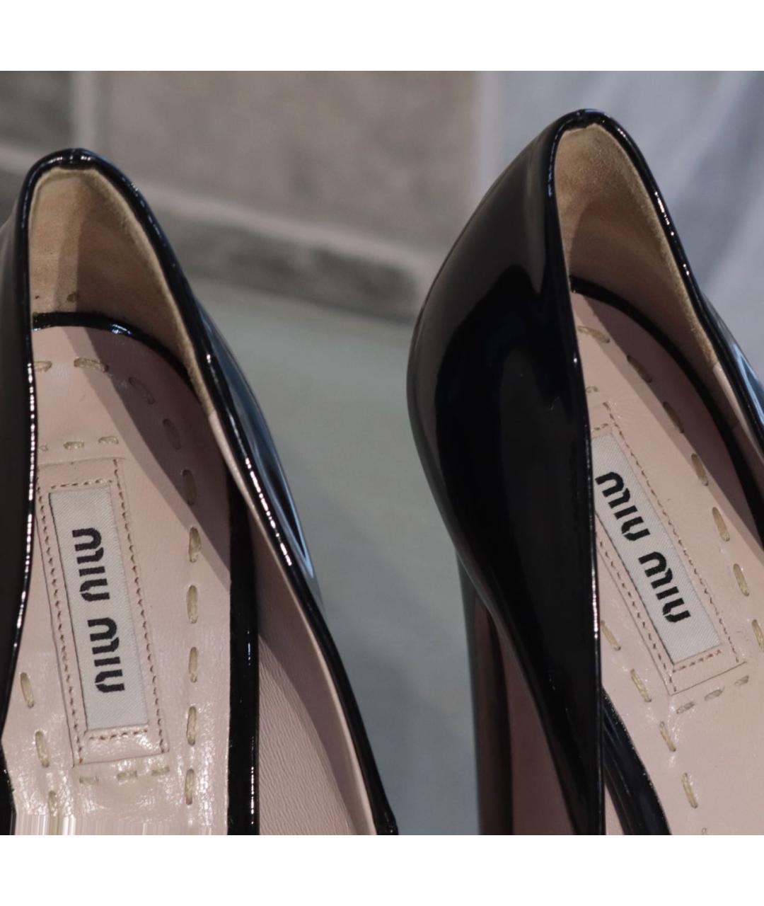 MIU MIU Черные туфли из лакированной кожи, фото 4