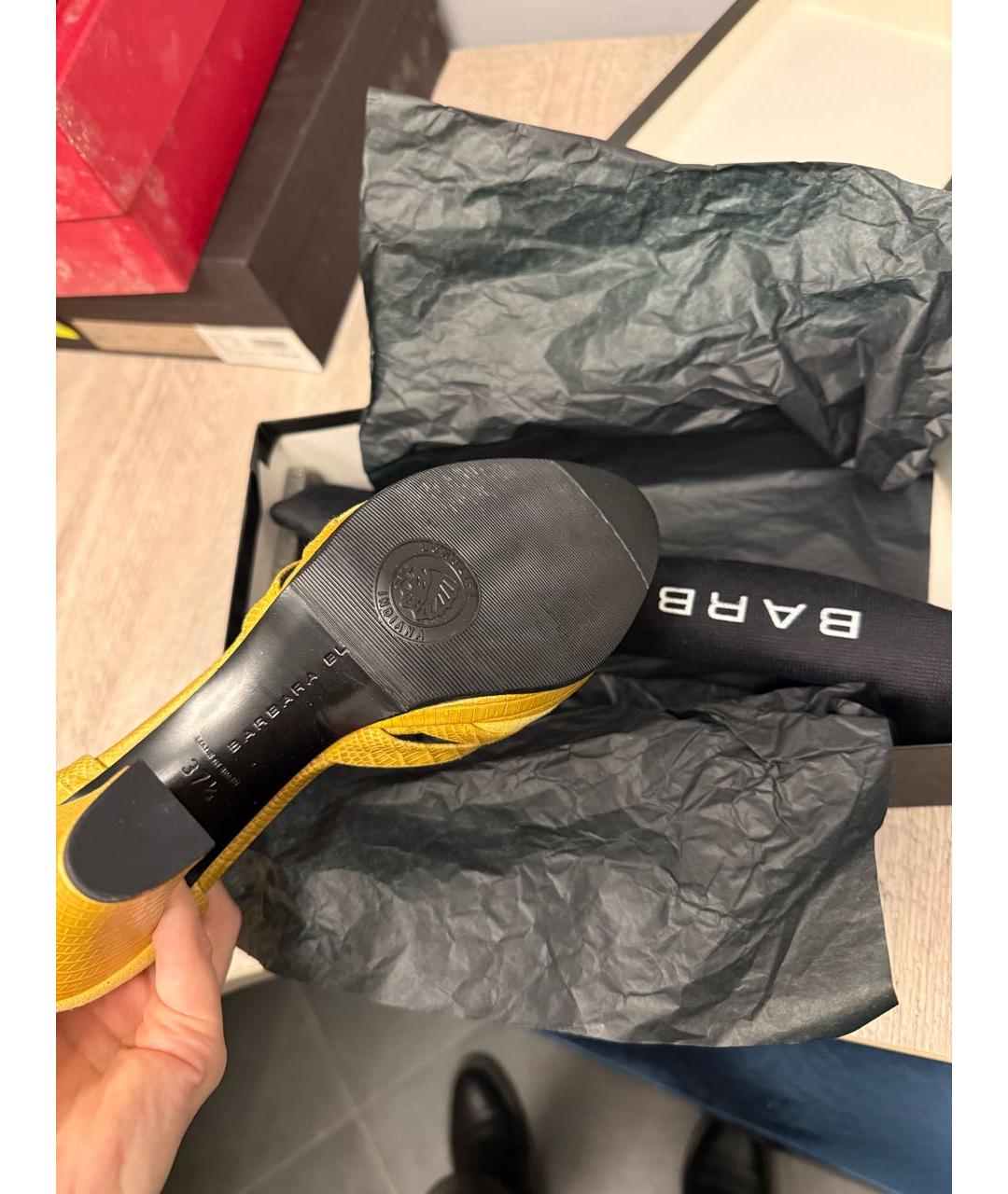 BARBARA BUI Горчичные кожаные туфли, фото 5