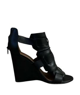 GIVENCHY Босоножки