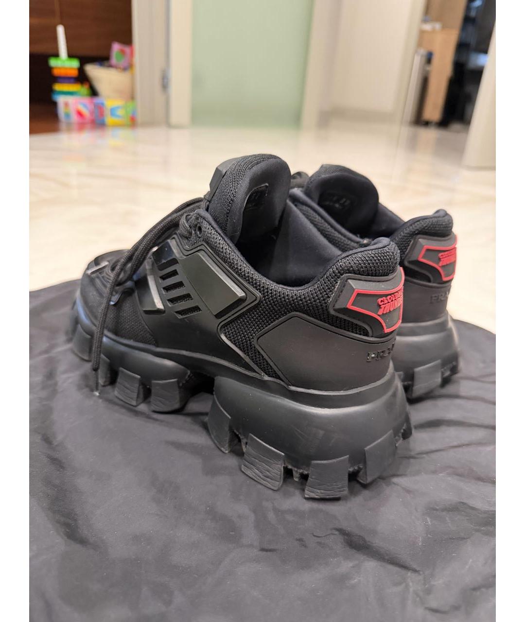 PRADA Черные синтетические низкие кроссовки / кеды, фото 6