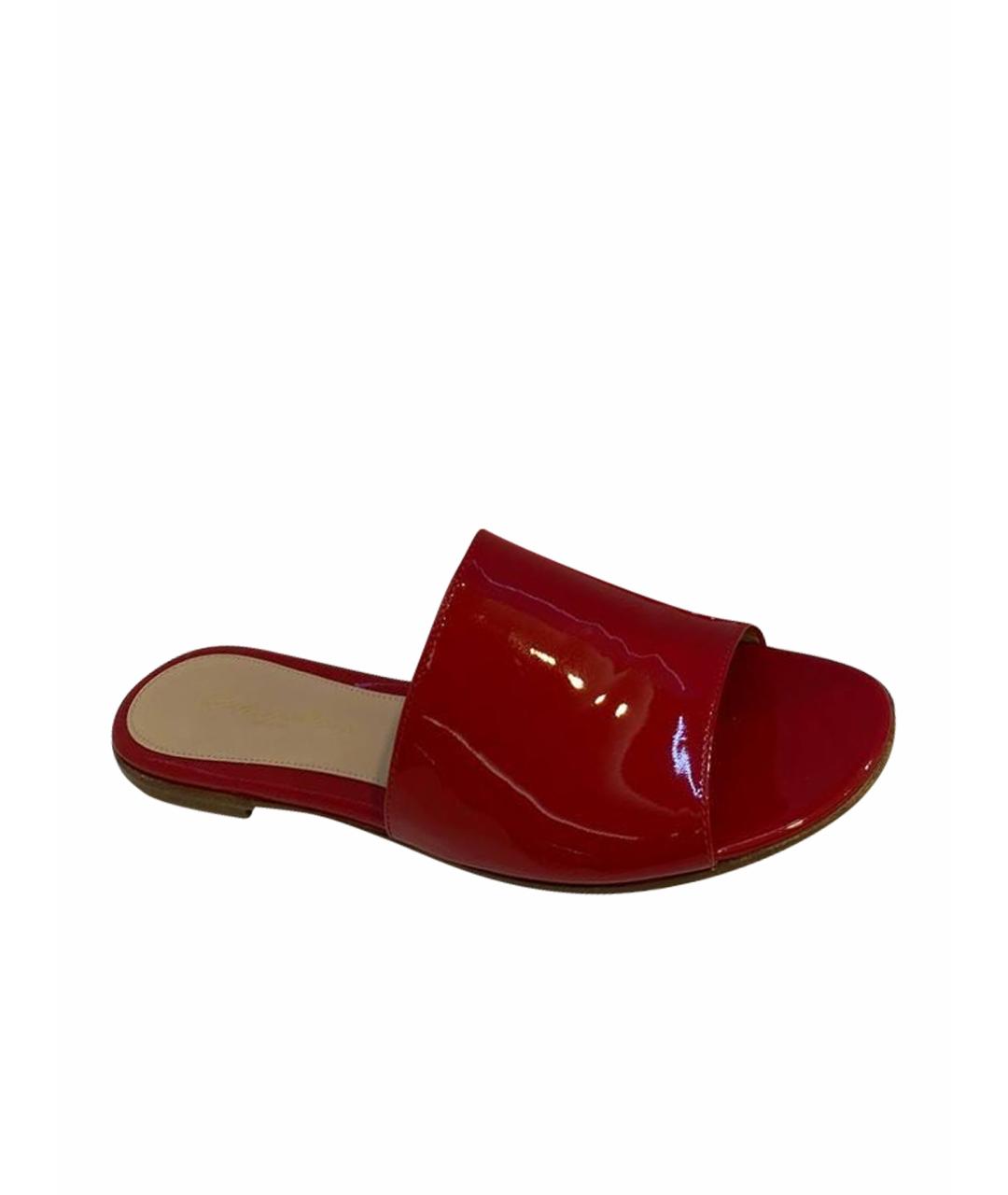GIANVITO ROSSI Красные сабо из лакированной кожи, фото 4