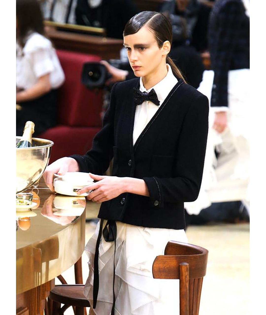 CHANEL Черный шерстяной жакет/пиджак, фото 3