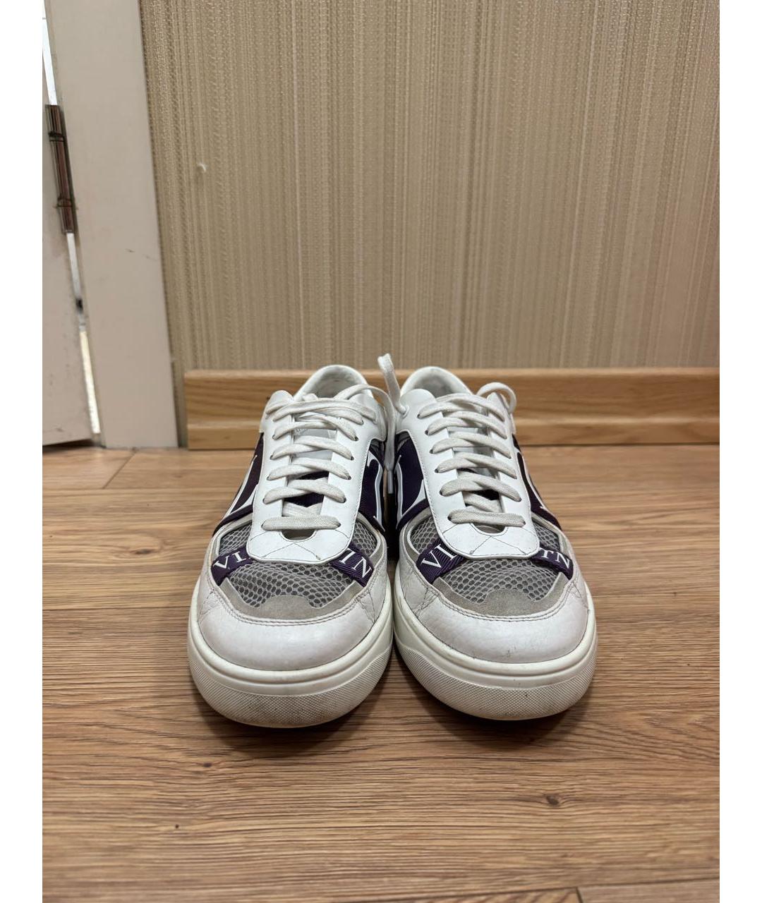 VALENTINO Белые кожаные низкие кроссовки / кеды, фото 2