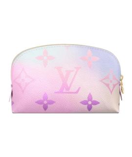 LOUIS VUITTON Косметичка