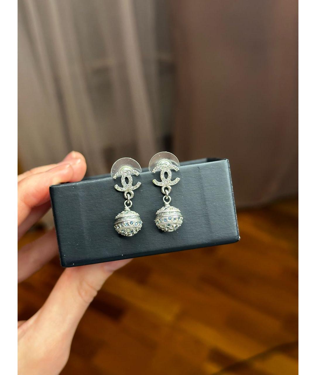 CHANEL Серебряные металлические серьги, фото 5