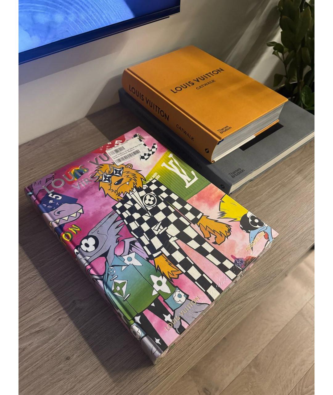 LOUIS VUITTON Книга, фото 5