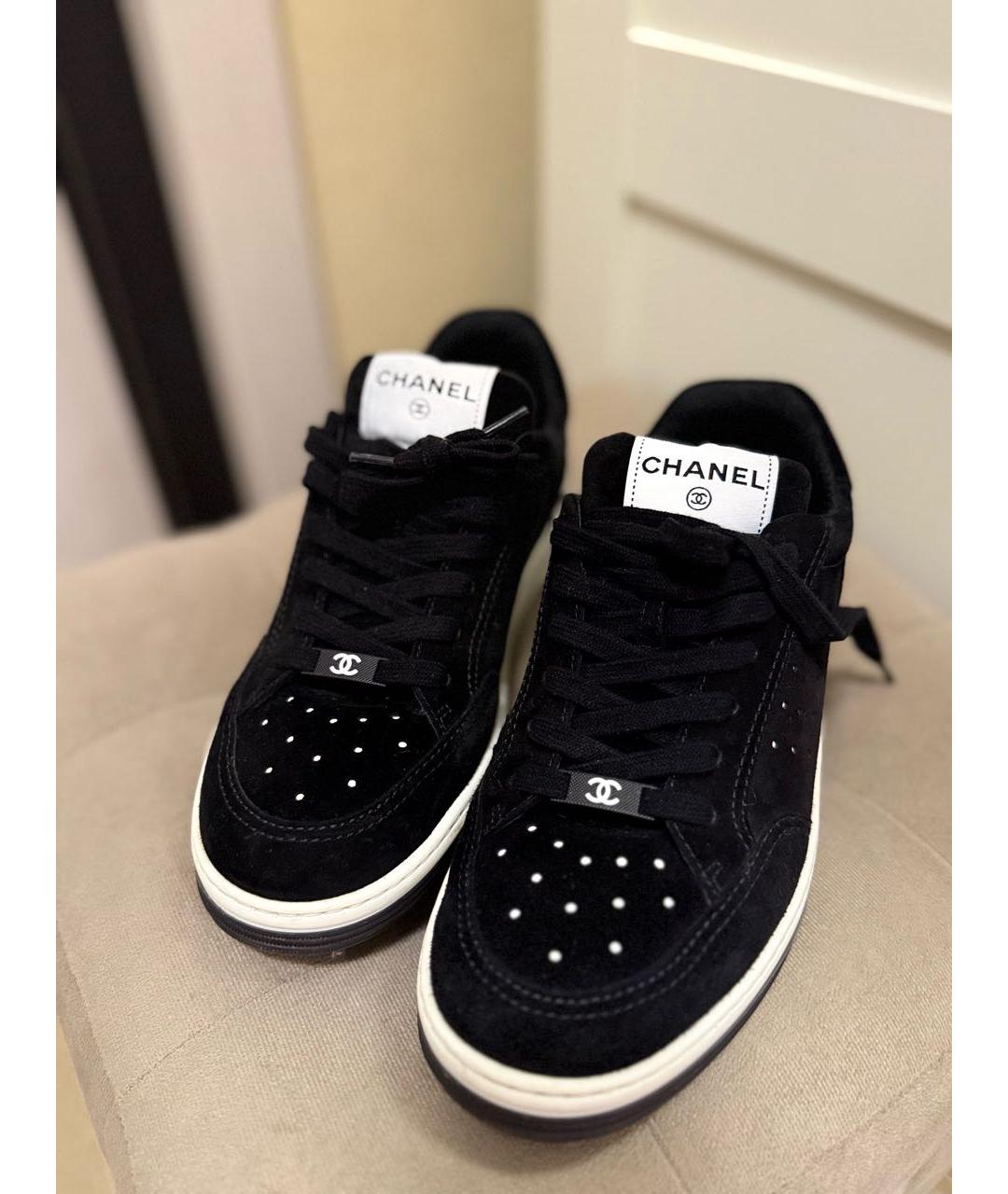 CHANEL Темно-синие замшевые кроссовки, фото 2