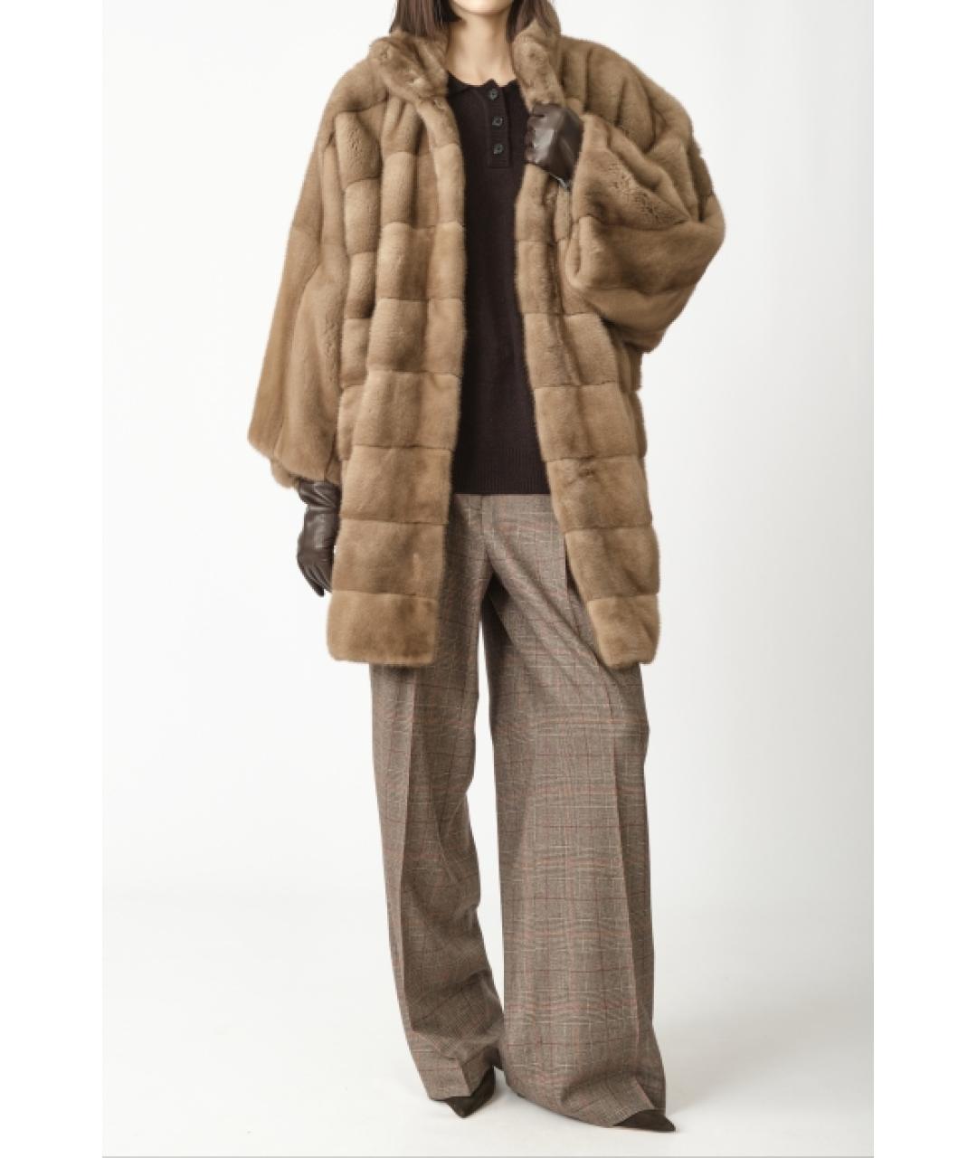 KITON Бежевая меховая шуба, фото 2