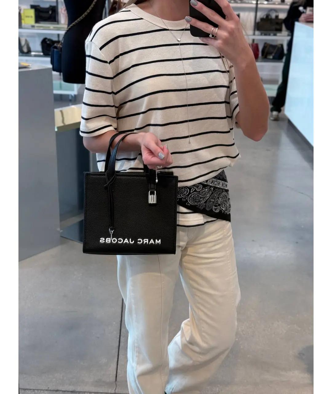 MARC JACOBS Черная кожаная сумка с короткими ручками, фото 4