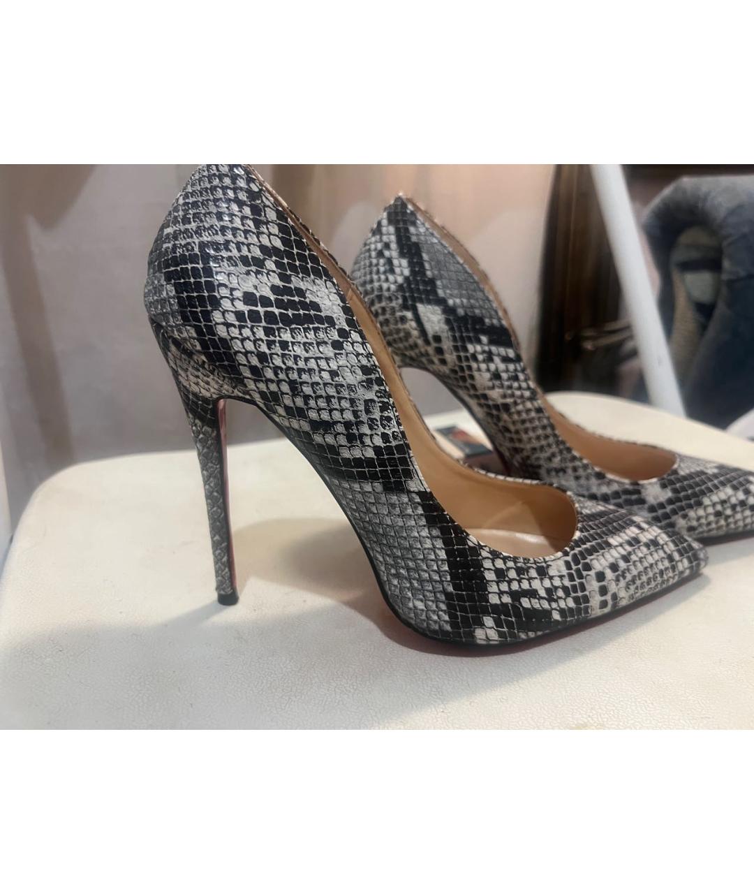 CHRISTIAN LOUBOUTIN Серые туфли из искусственной кожи, фото 4