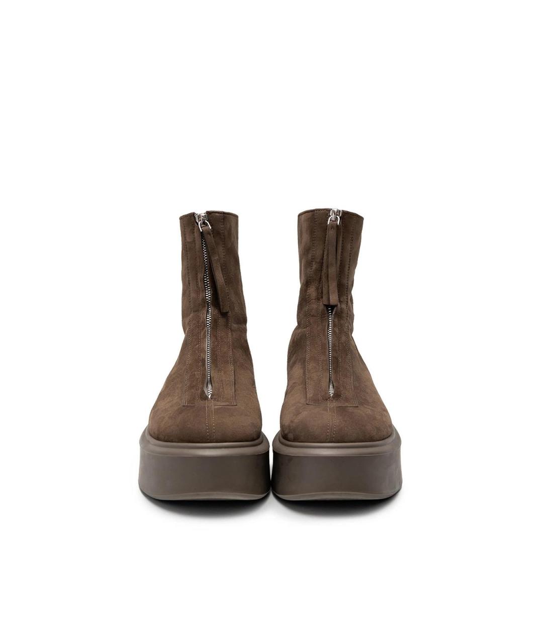 THE ROW Коричневые замшевые ботинки, фото 4