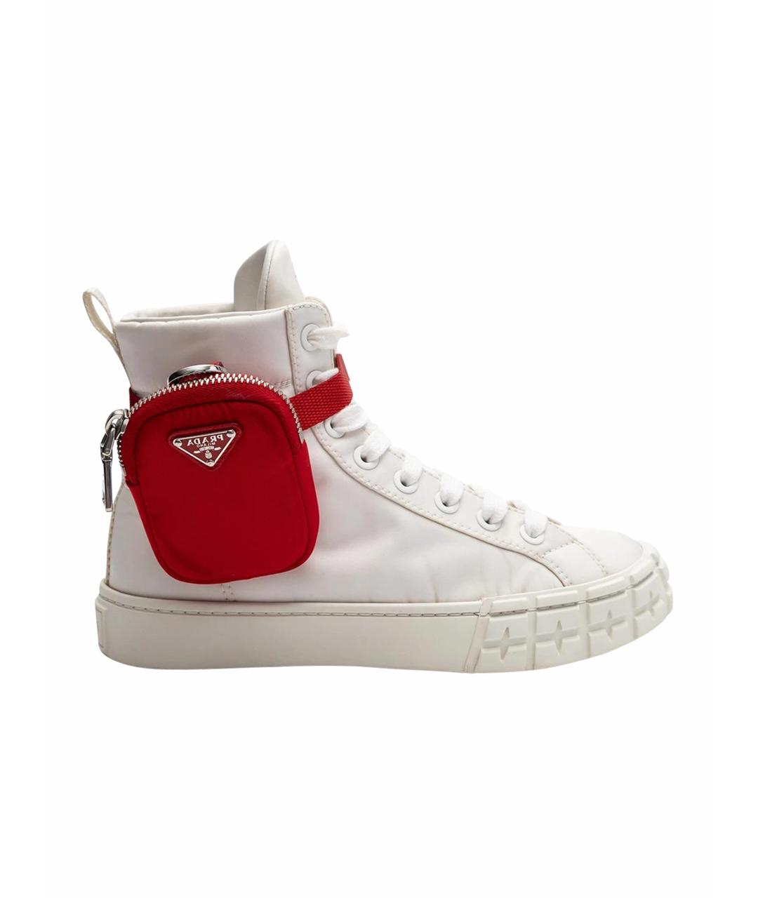 PRADA Белые текстильные кеды, фото 1