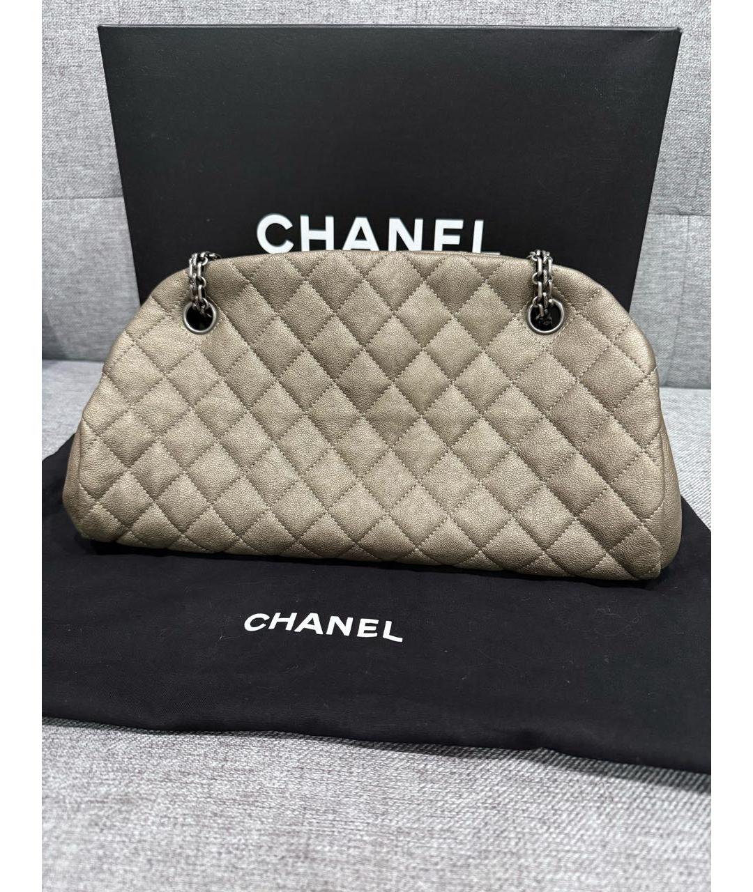 CHANEL Коричневая кожаная сумка с короткими ручками, фото 3