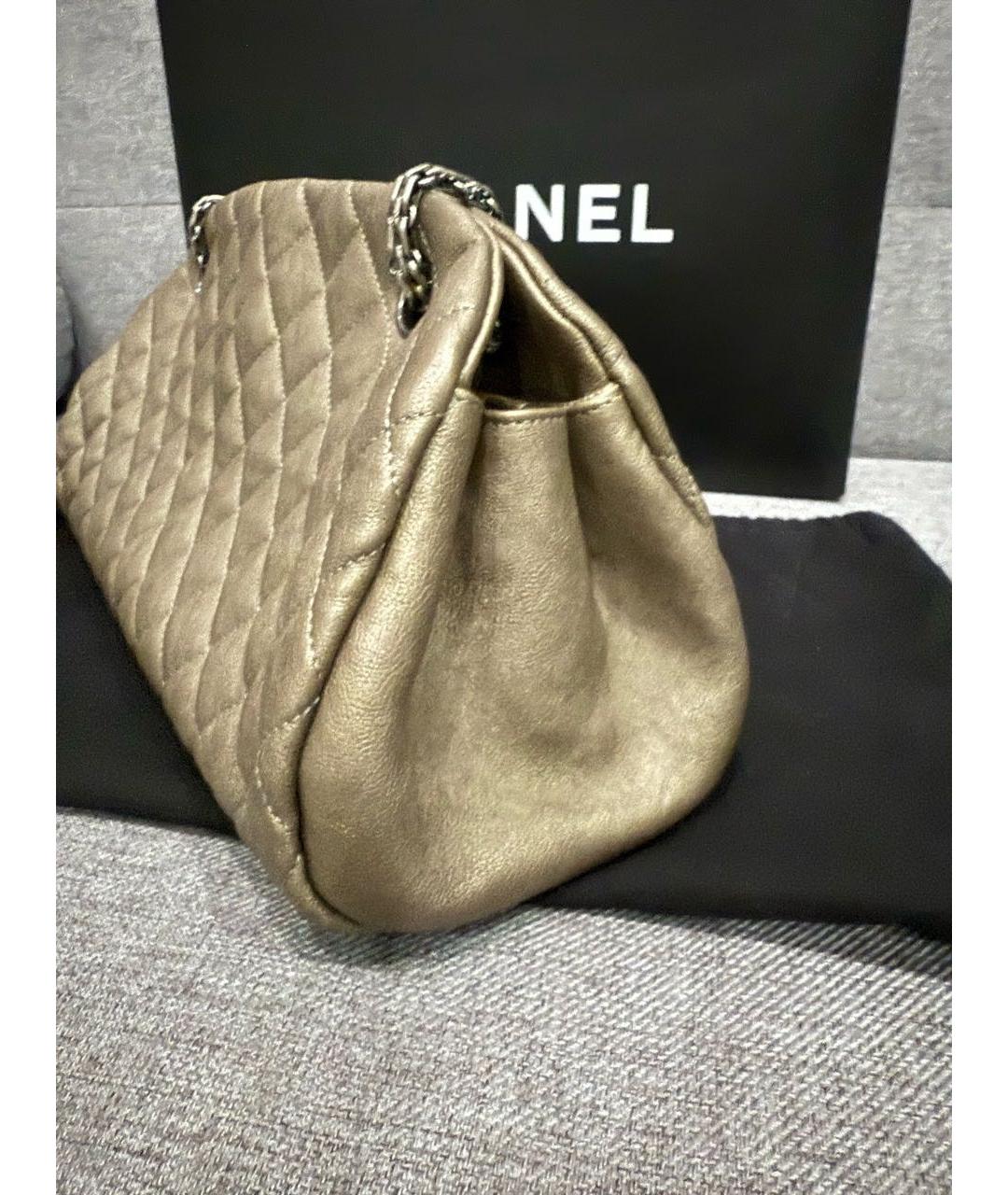 CHANEL Коричневая кожаная сумка с короткими ручками, фото 6