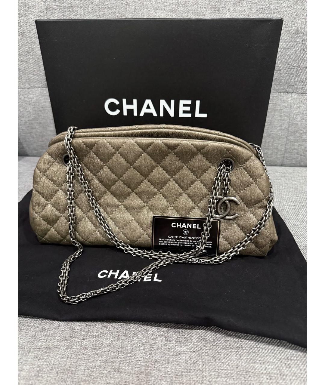 CHANEL Коричневая кожаная сумка с короткими ручками, фото 2