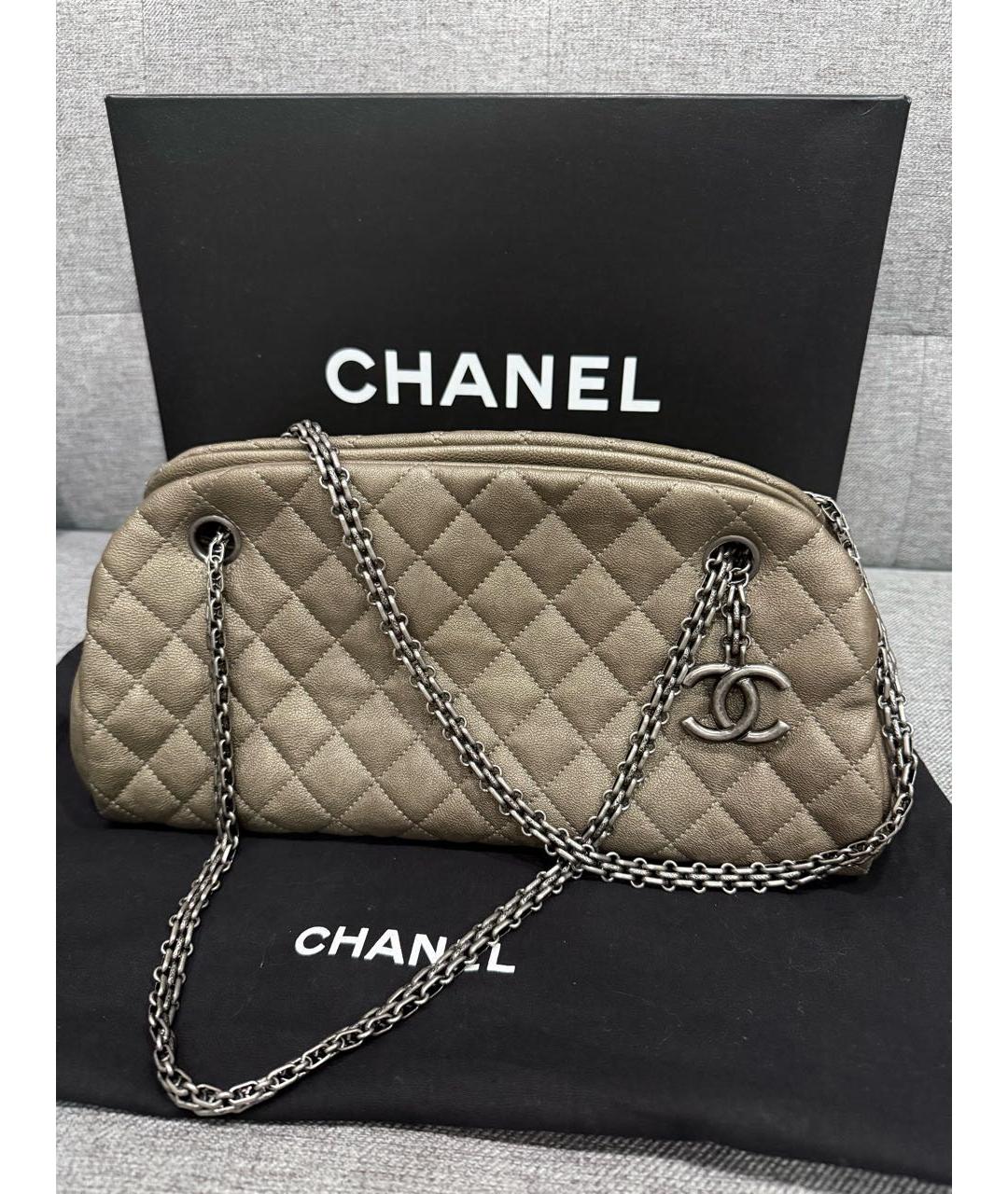 CHANEL Коричневая кожаная сумка с короткими ручками, фото 8