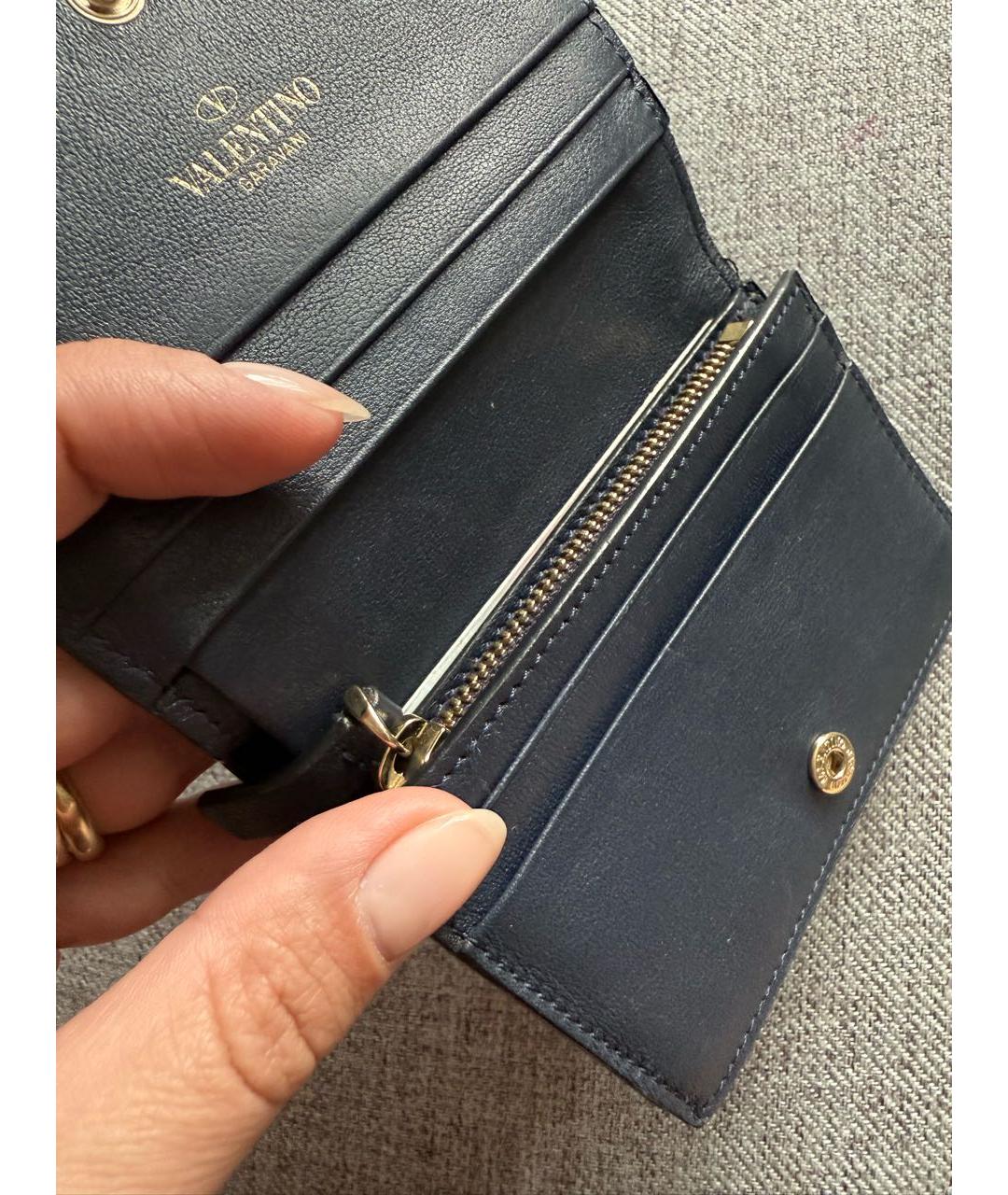 VALENTINO Темно-синий кожаный кошелек, фото 4