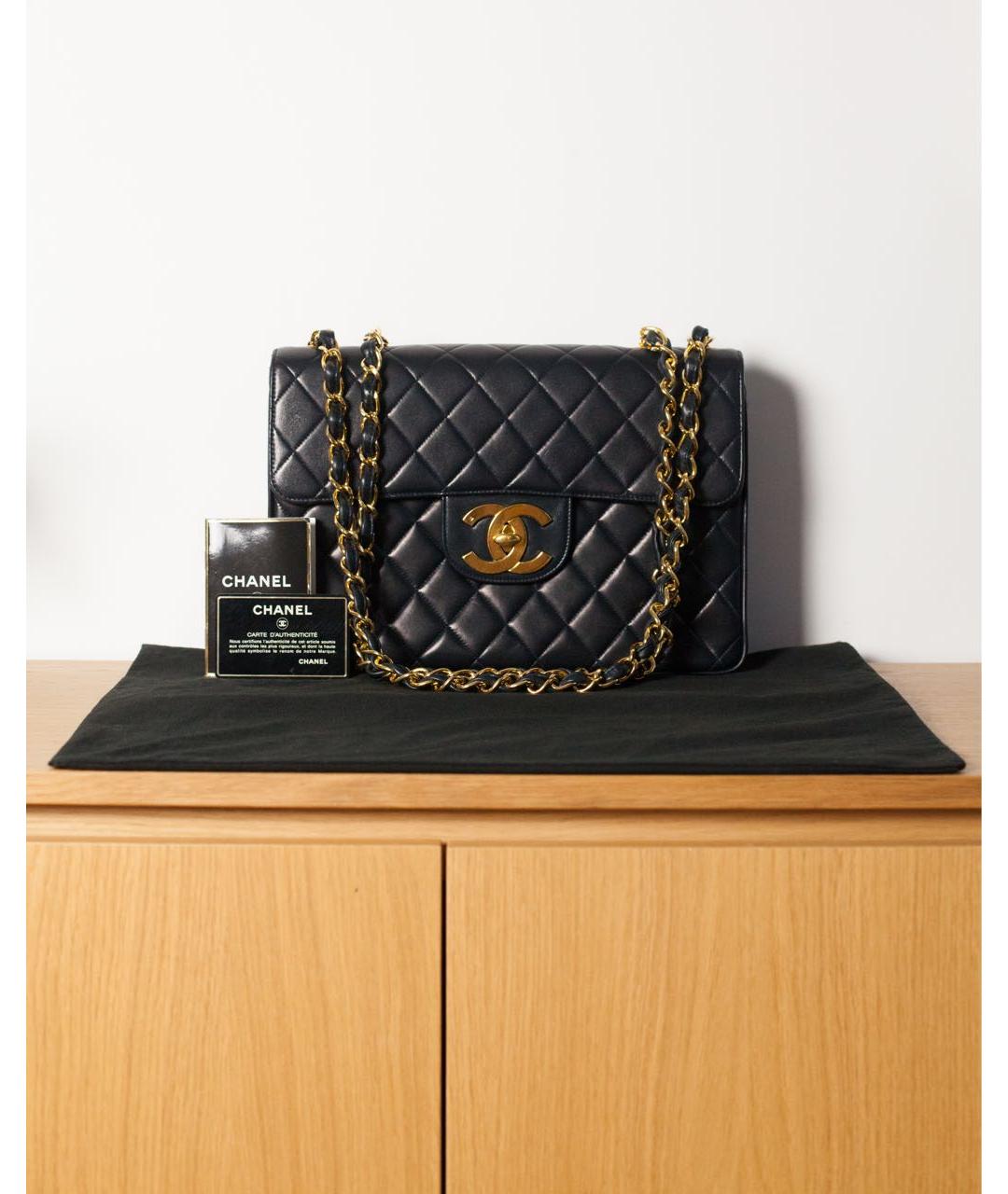 CHANEL Черная кожаная сумка через плечо, фото 2