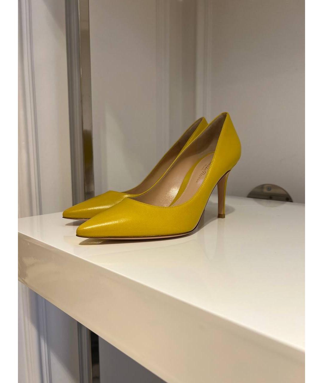 GIANVITO ROSSI Желтые кожаные туфли, фото 4