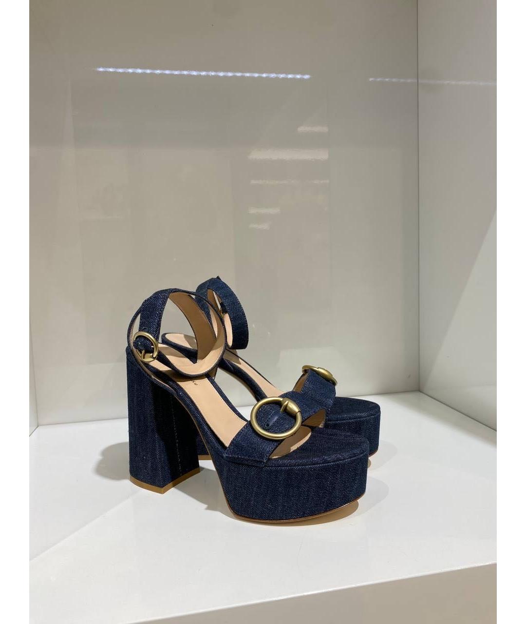 GIANVITO ROSSI Темно-синие текстильные босоножки, фото 4