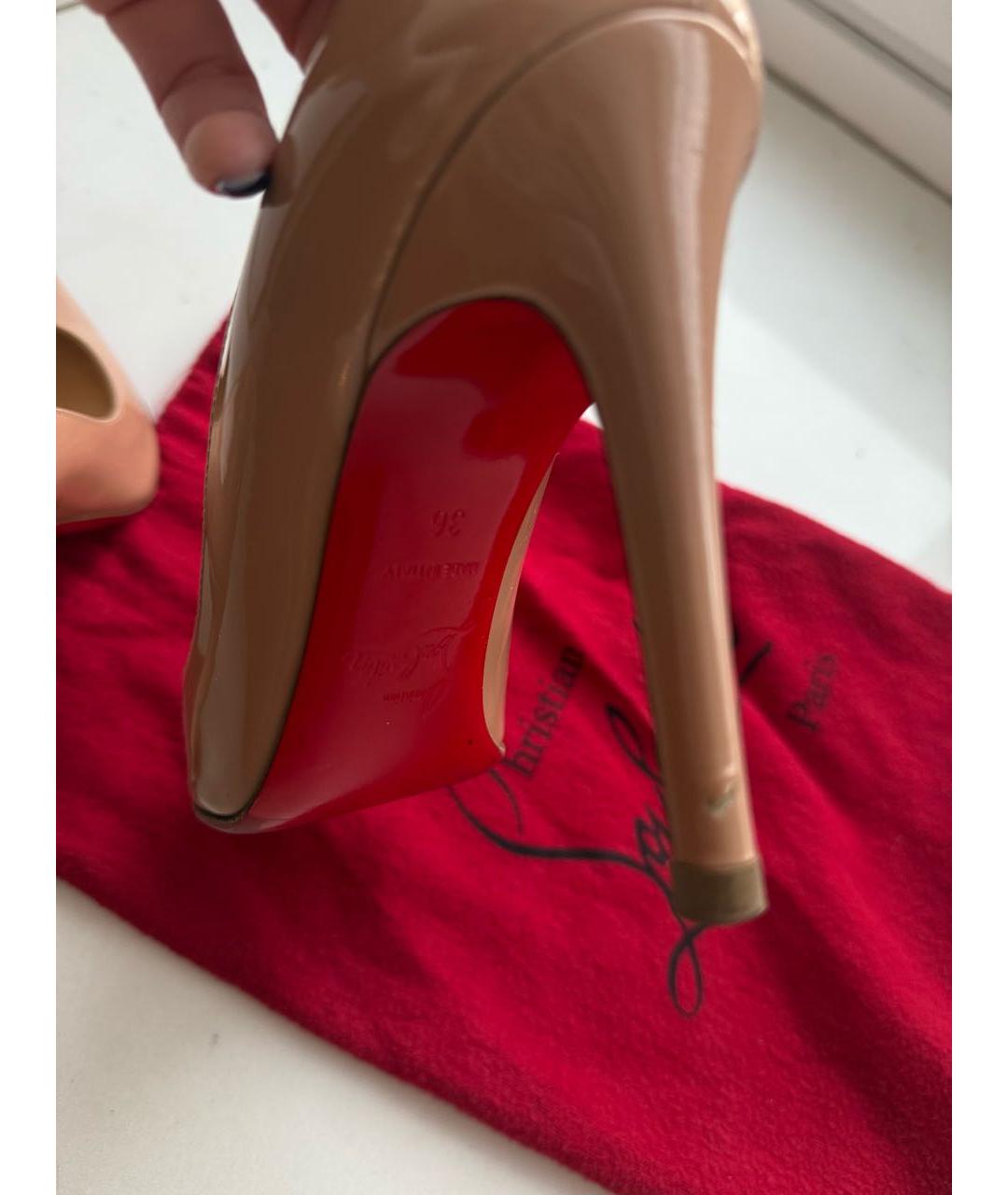 CHRISTIAN LOUBOUTIN Бежевые туфли, фото 5