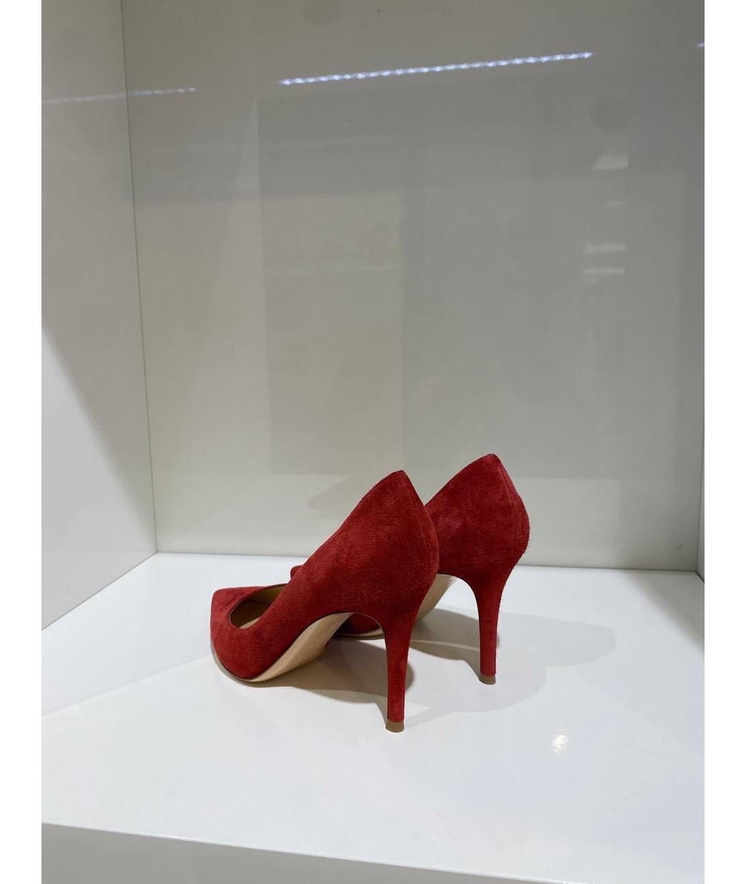 GIANVITO ROSSI Красные замшевые туфли, фото 3