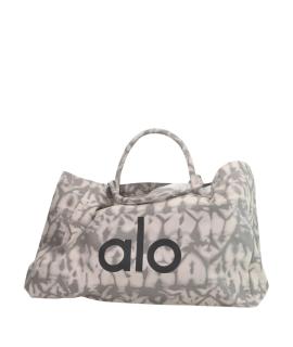 ALO YOGA Дорожная/спортивная сумка