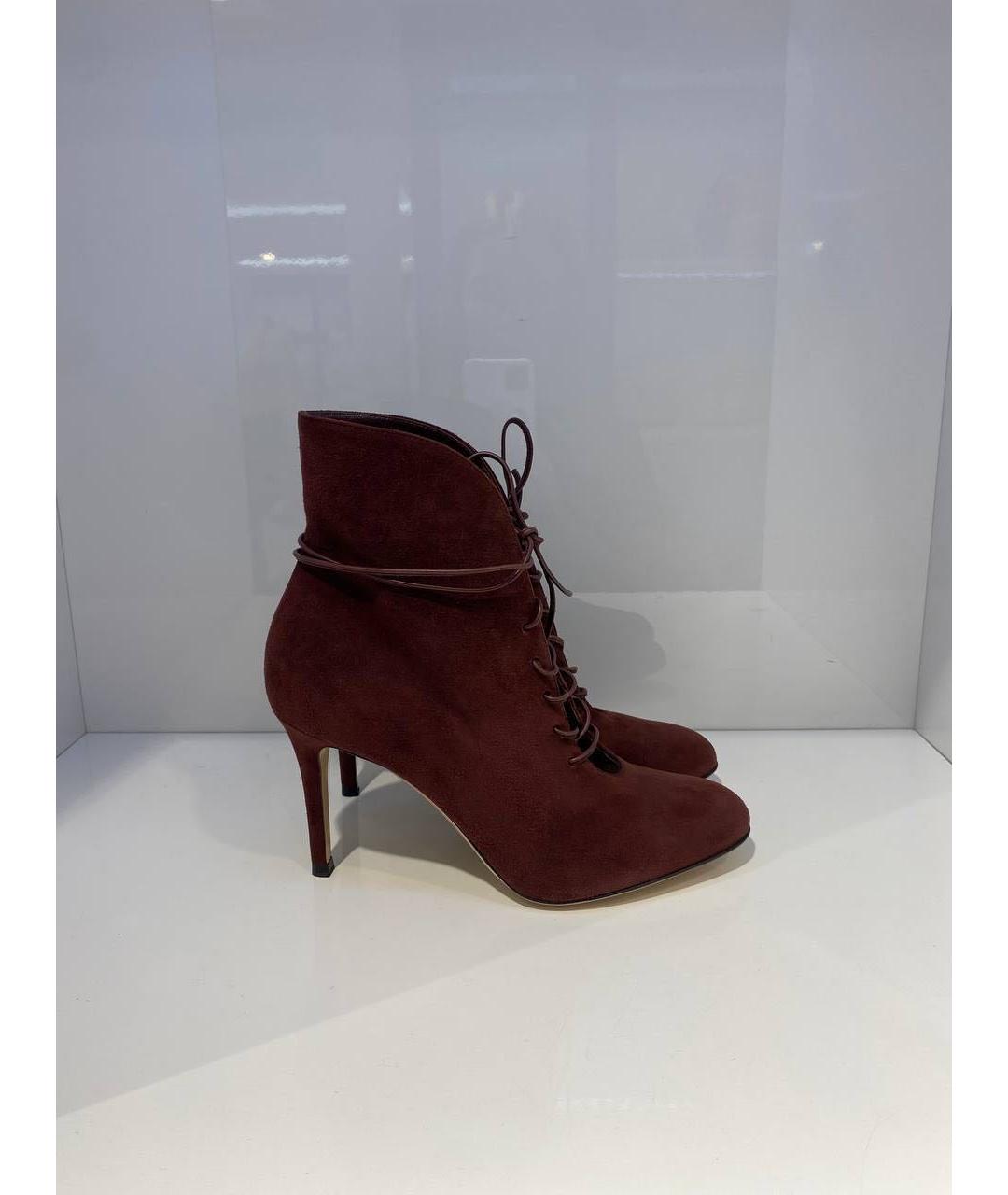 GIANVITO ROSSI Бордовые замшевые ботильоны, фото 4