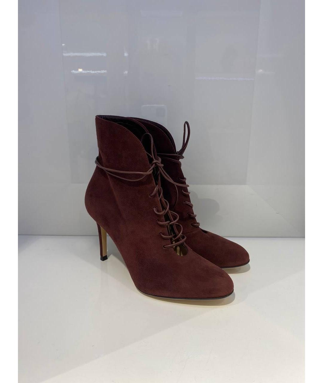 GIANVITO ROSSI Бордовые замшевые ботильоны, фото 2