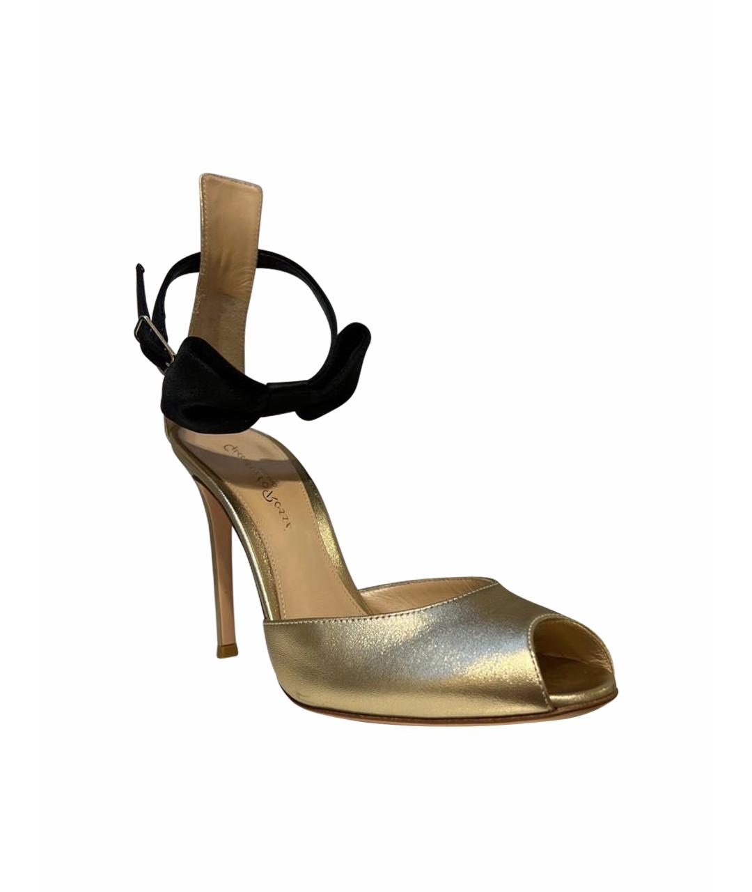 GIANVITO ROSSI Золотые босоножки, фото 1