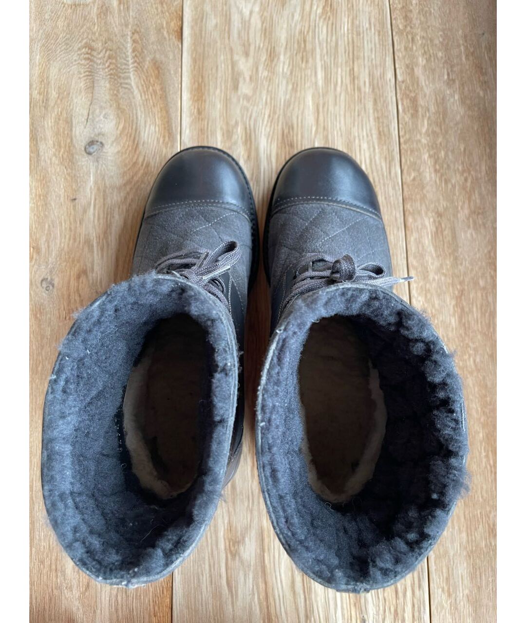 CHANEL Антрацитовые кожаные ботинки, фото 3