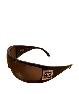 CHANEL Солнцезащитные очки