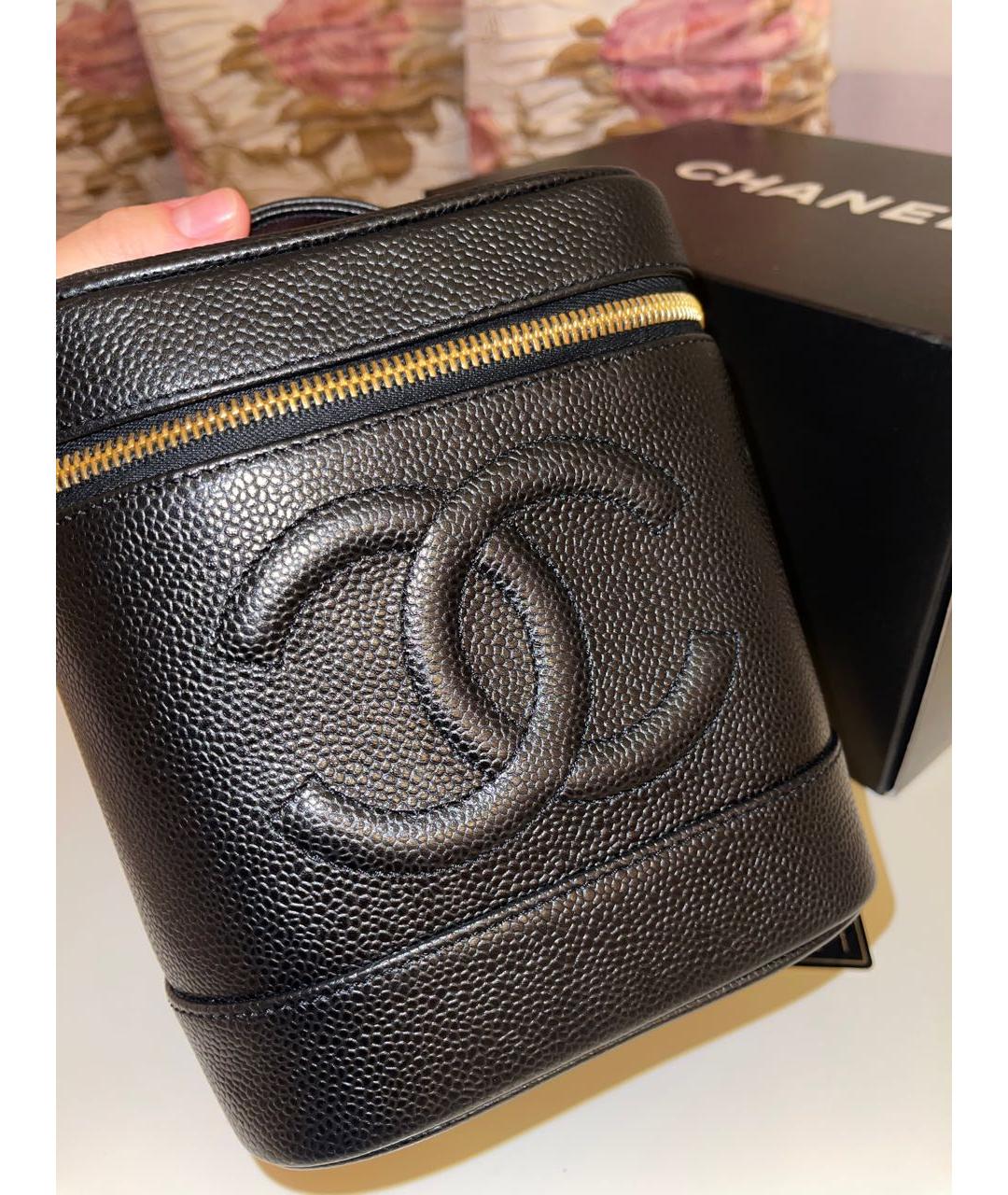 CHANEL Черная кожаная сумка с короткими ручками, фото 2