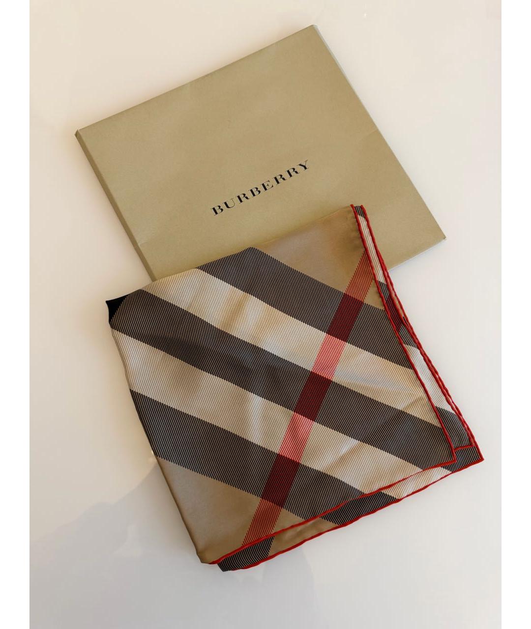 BURBERRY Бежевый шелковый платок, фото 7