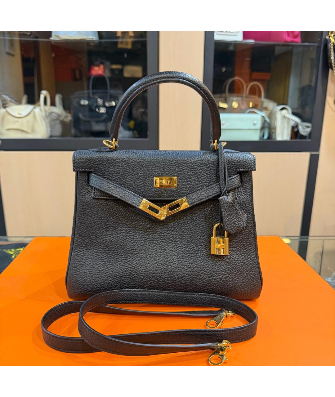 HERMES Черная кожаная сумка с короткими ручками, фото 10