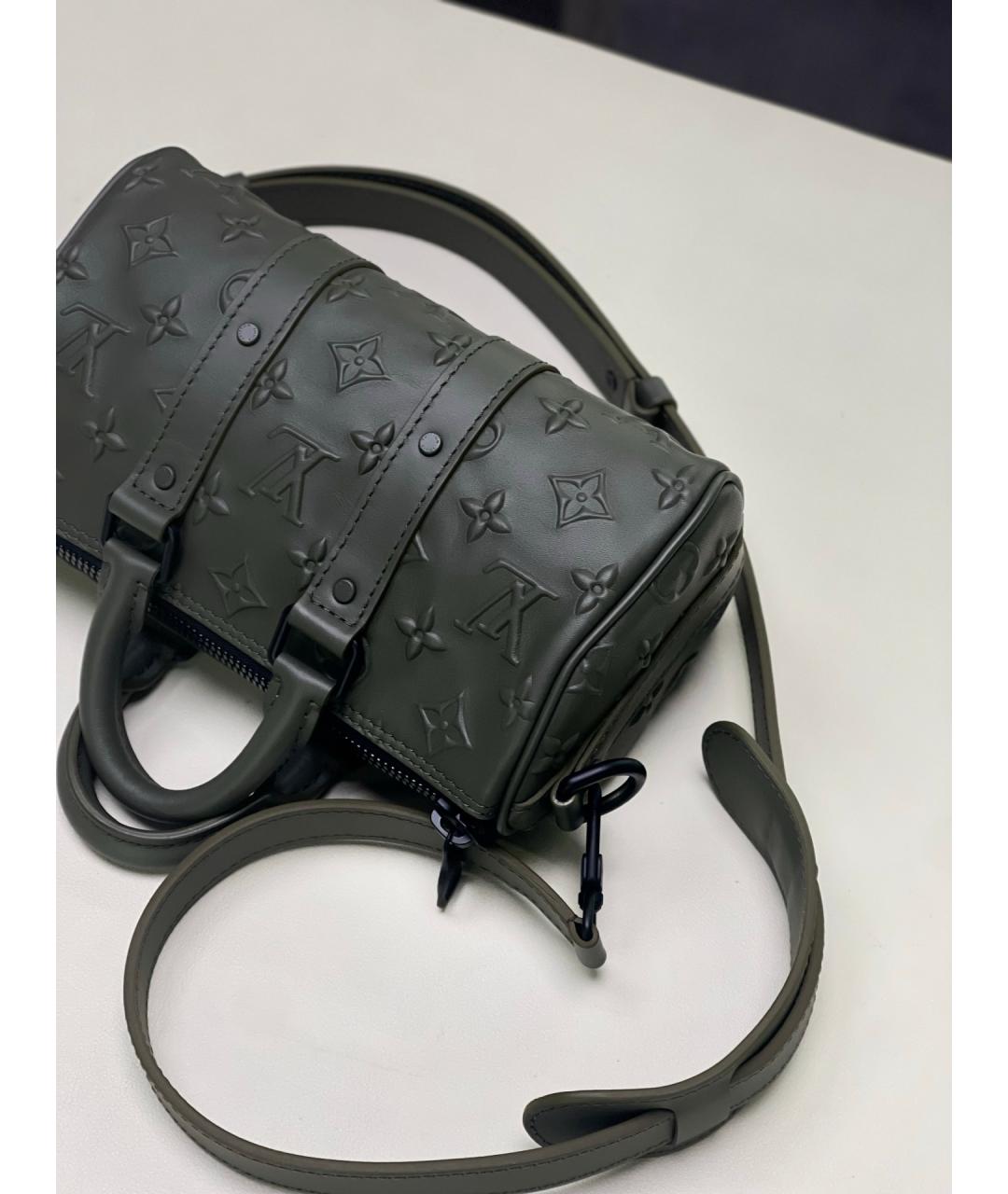 LOUIS VUITTON Зеленая кожаная сумка с короткими ручками, фото 3