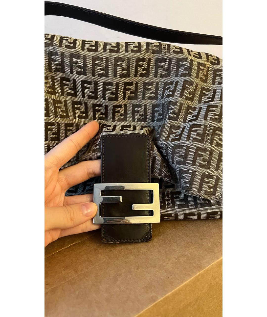 FENDI Бежевая тканевая сумка с короткими ручками, фото 4