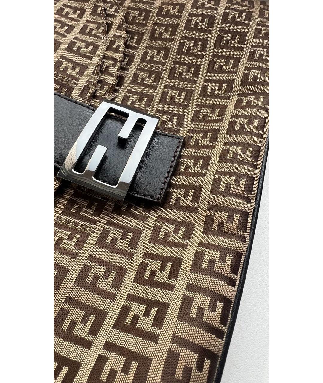 FENDI Коричневая сумка с короткими ручками, фото 3